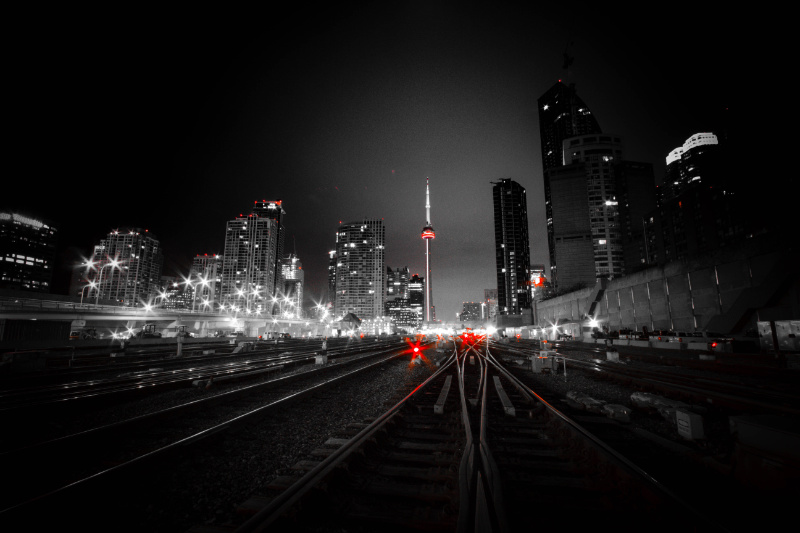 An image of the Toronto skyline looking at the CN Tower